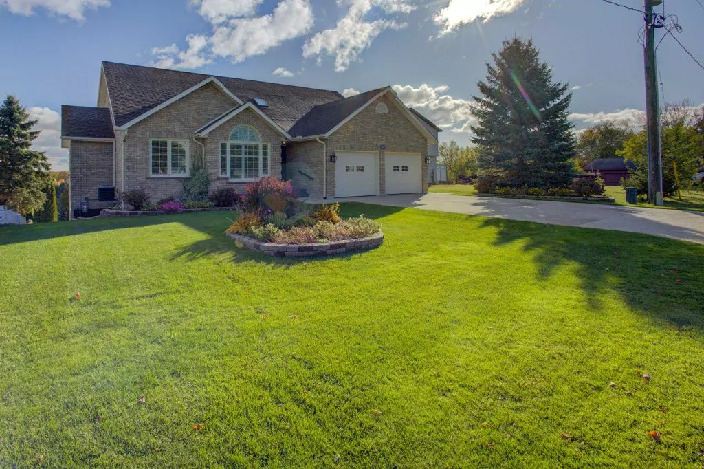 Arran-elderslie, ON N0G 2N0,79 George ST S