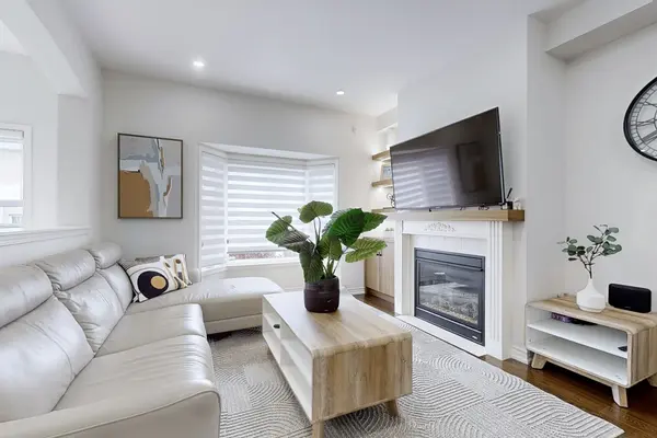 Burlington, ON L7M 0N4,4262 Vivaldi RD