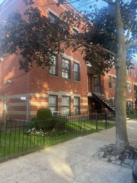 Brooklyn, NY 11226,54 Veronica PL #1B