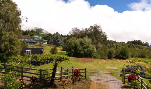 Kamuela, HI 96743,64-5288 MOKULOA DR