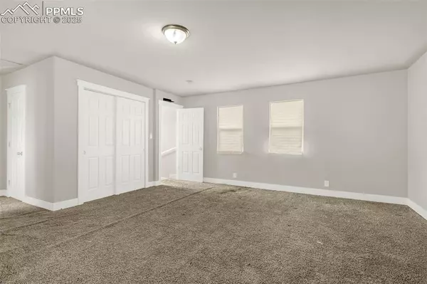 738 Harrison PL Colorado Springs, CO 80905