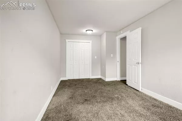 738 Harrison PL Colorado Springs, CO 80905