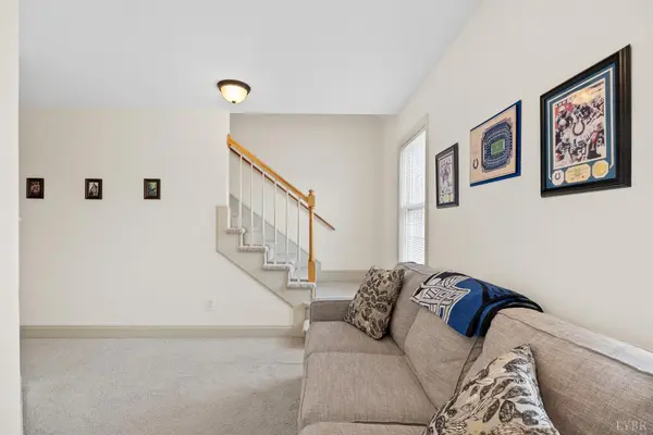 824 Wiggington RD, Lynchburg, VA 24502