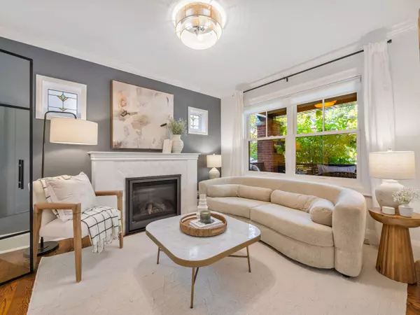 Toronto E06, ON M1N 2R6,103 Blantyre AVE