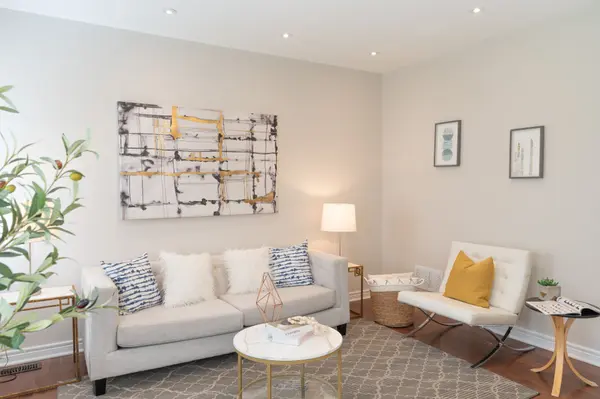 Newmarket, ON L3X 0E4,1163 Stuffles CRES