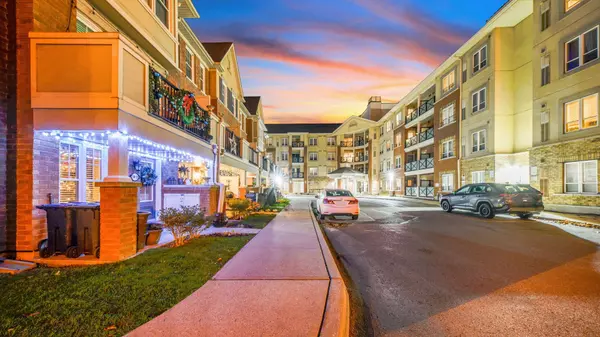 Toronto E04, ON M1L 0G9,60 Mendelssohn ST #103