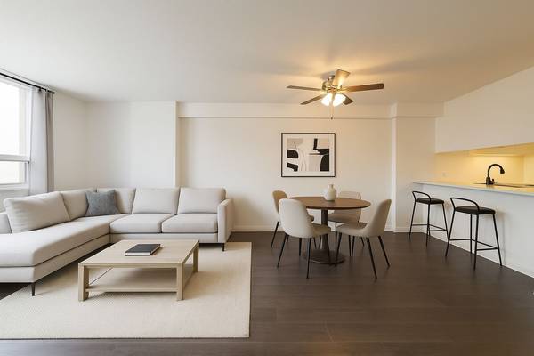 Toronto W10, ON M9W 6A6,236 Albion RD #112