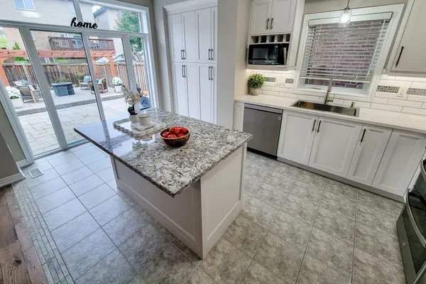 Hamilton, ON L9K 0G6,123 Vinton RD