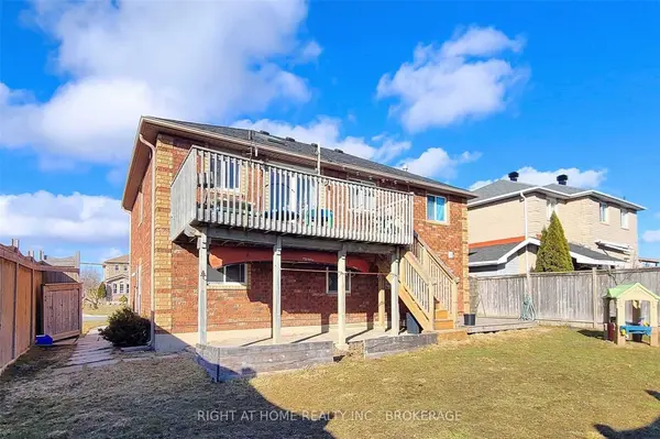 Barrie, ON L4M 7A3,229 Dunsmore LN #Lower