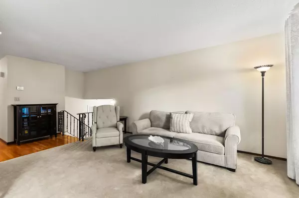 St. Catharines, ON L2M 7C4,6 Lakebreeze CRES