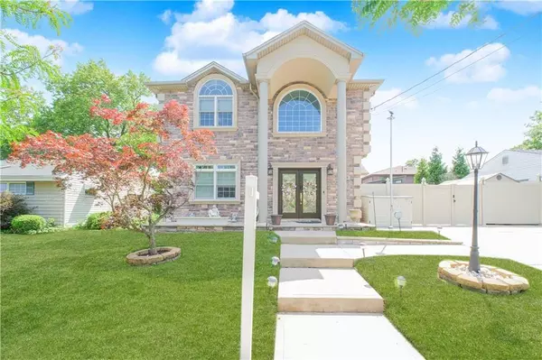 326 Lyndale AVE, Staten  Island, NY 10312