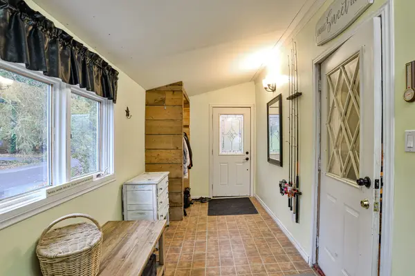 Tay, ON L0K 2C0,313 Ouida ST