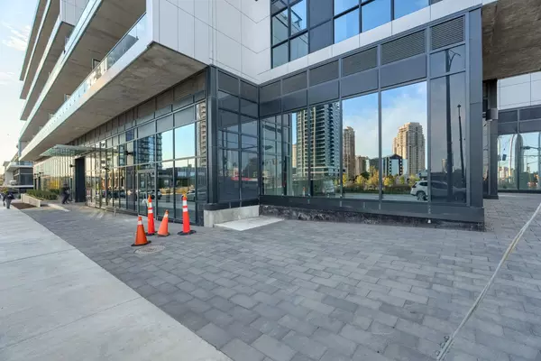 Mississauga, ON L5R 0G8,15 Watergarden DR #2005