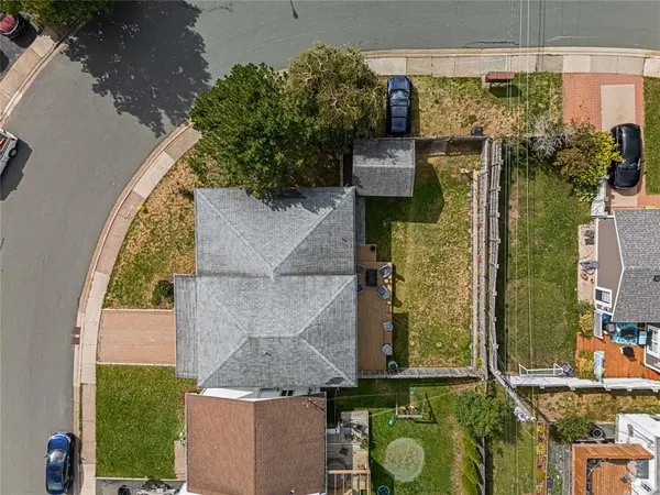 St. John's, NL A1E 5R7,13 Gander Crescent