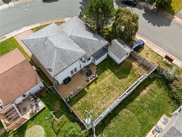 St. John's, NL A1E 5R7,13 Gander Crescent