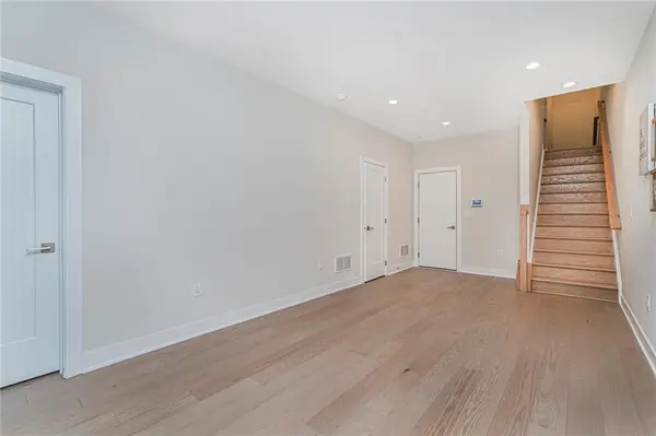 Middletown, NJ 07748,22 Edmund WAY #22