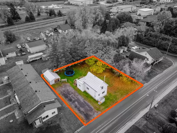 North Glengarry, ON K0C 1T0,18 Mechanic ST W