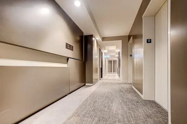 Toronto C08, ON M5A 0C9,16 Bonnycastle ST #1208