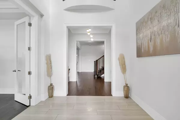 King, ON L7B 0P8,84 Stokes DR