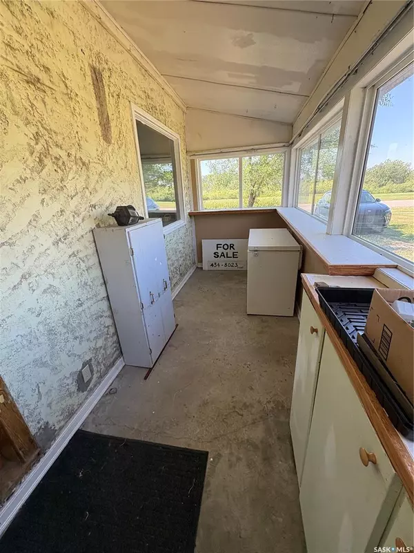 Spy Hill, SK S0A 3W0,412 First AVENUE