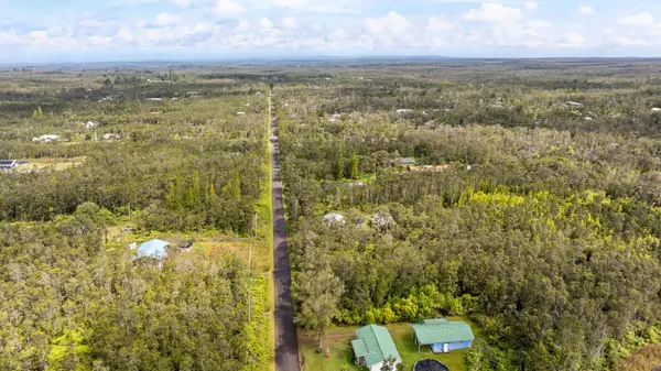 Volcano, HI 96785,11-3215 MOKUNA ST