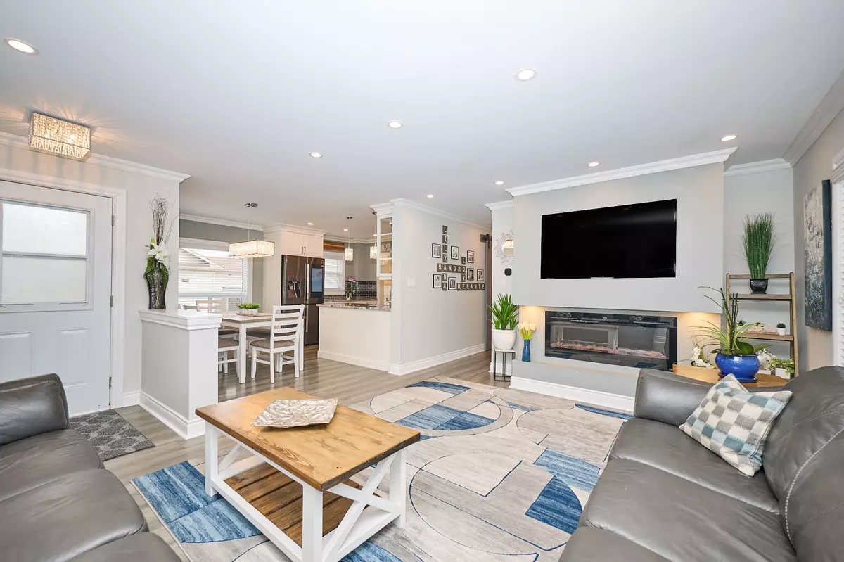 Niagara Falls, ON L2H 1K9,5667 Montrose RD