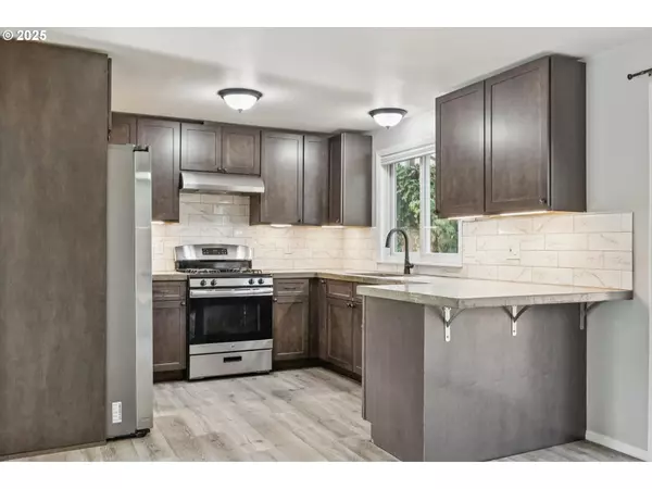 Portland, OR 97223,13165 SW SHORE DR