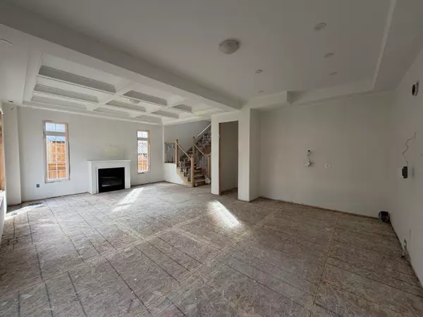 Springwater, ON L0L 1Y3,95 Calypso AVE