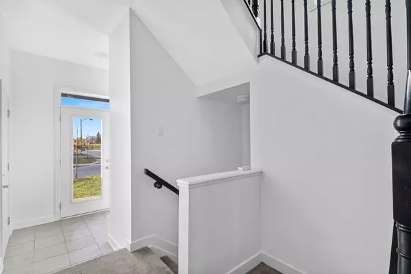 Orleans - Cumberland And Area, ON K5A 5N1,2130 Winsome TER