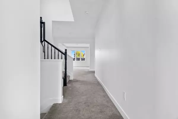 Orleans - Cumberland And Area, ON K5A 5N1,2130 Winsome TER