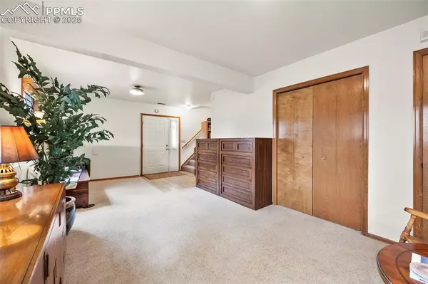 Monument, CO 80132,2825 Roberts DR