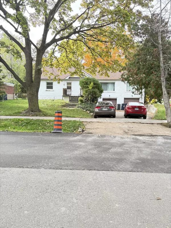 Toronto W08, ON M9B 5C9,110 Meadowbank RD W