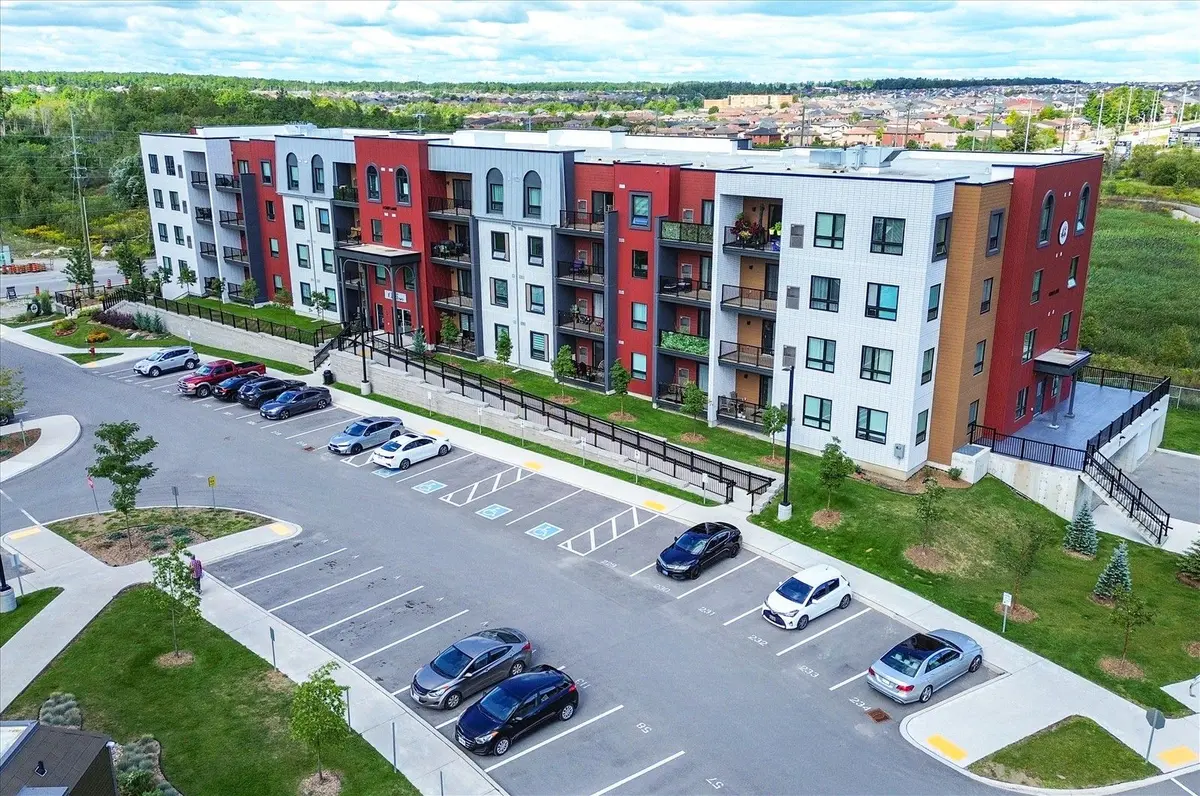 Barrie, ON L9J 0T1,1 Chef LN #401