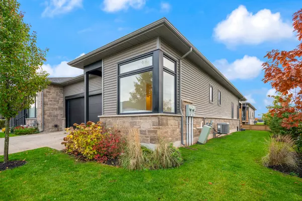 8974 Willoughby DR #36, Niagara Falls, ON L2G 0Y7