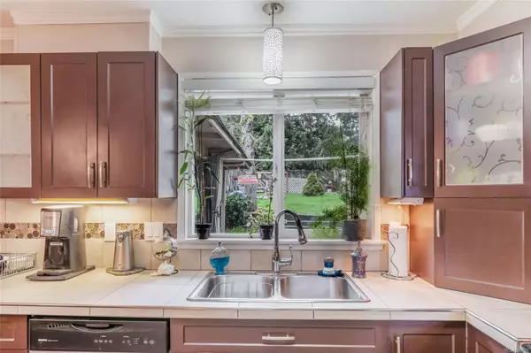 Lantzville, BC V0R 2H0,7413 Andrea Cres