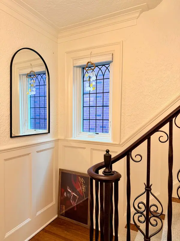 Toronto W08, ON M8X 2J4,38 Jackson AVE