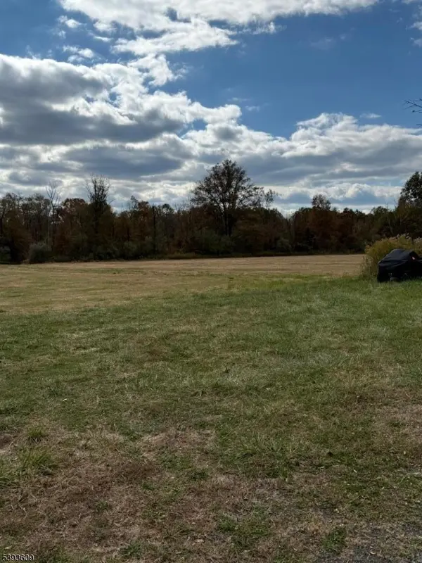 Kingwood Twp., NJ 08822,550 Barbertown Point Breeze