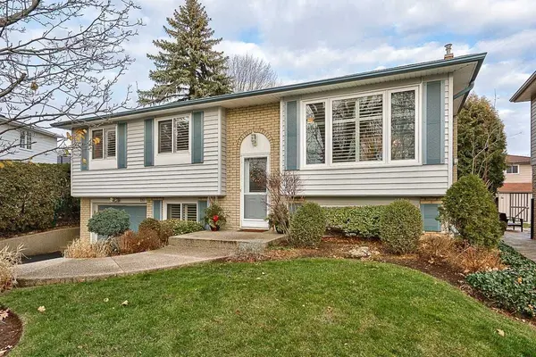 1261 Richards CRES, Oakville, ON L6H 1R5