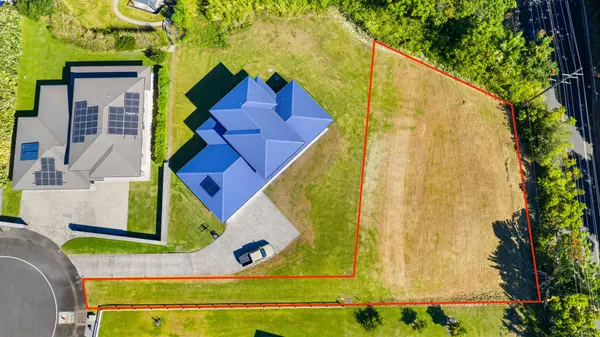 Hilo, HI 96720,27-2466 KAHALA PL