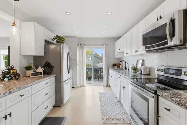 Scugog, ON L0B 1E0,27 Marina DR