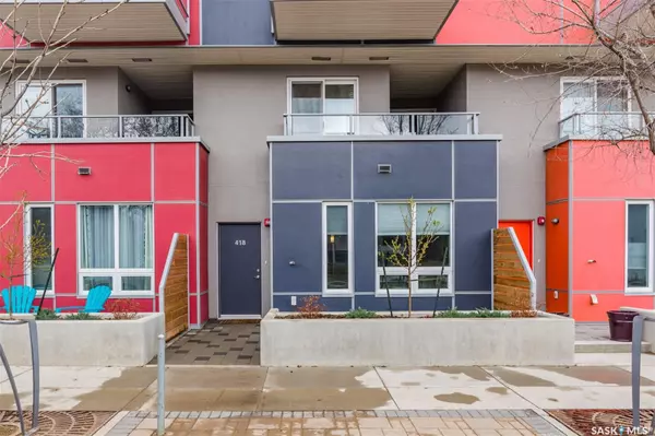 418 C AVENUE S, Saskatoon, SK S7M 1N6