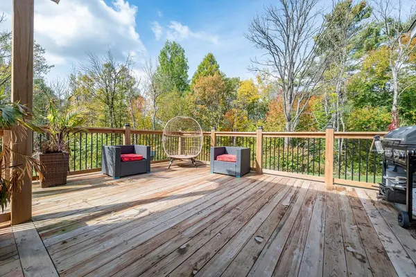 Laurentian Valley, ON K8A 6W8,590 Schwan RD