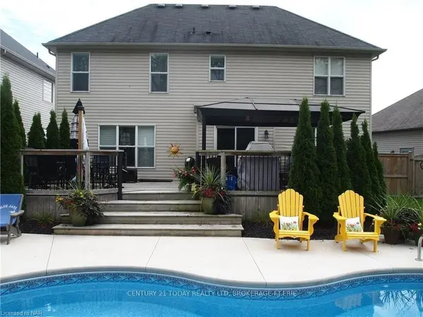 Fort Erie, ON L2A 6T6,414 Jordyn DR