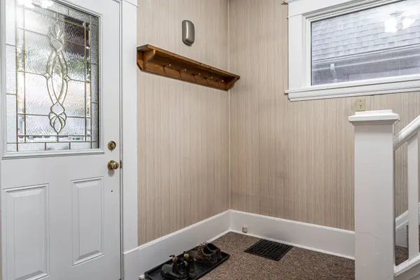 Stratford, ON N5A 5N7,140 Avon ST