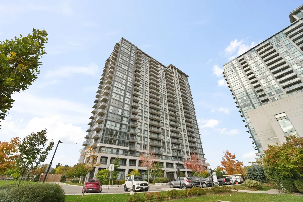 Mississauga, ON L5B 0G9,349 Rathburn RD W #207