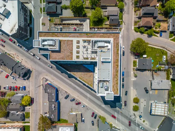 Kingston, ON K7L 1E5,652 Princess ST #1023