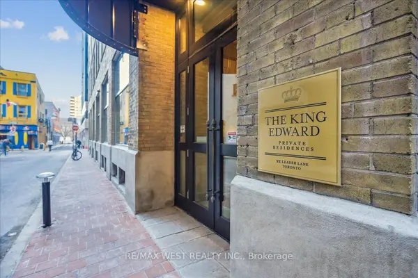 22 Leader LN #545, Toronto C08, ON M5E 0B2