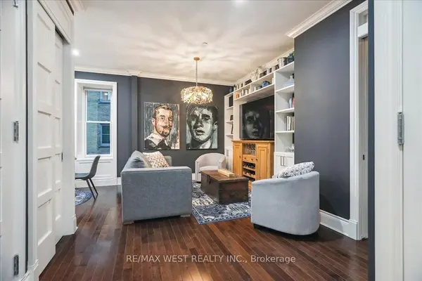 22 Leader LN #545, Toronto C08, ON M5E 0B2