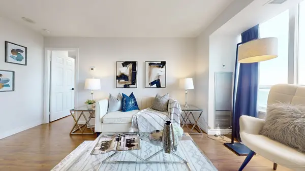 5039 Finch AVE E #2009, Toronto E07, ON M1S 5L6