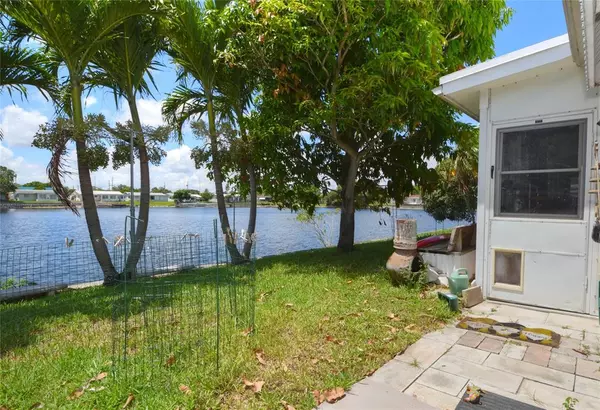 Tamarac, FL 33309,2412 NW 52nd St #0